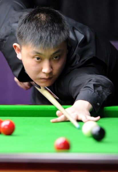 轻松击败了 轻松击败了