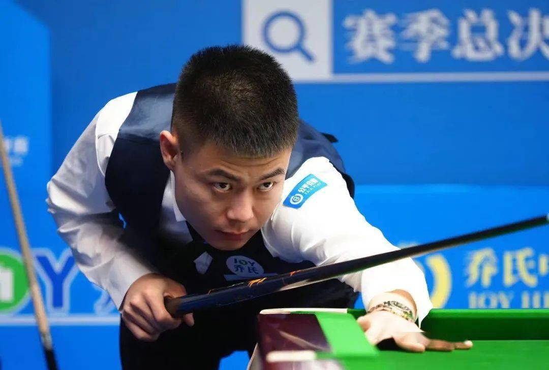 履历让他依 履历让他依