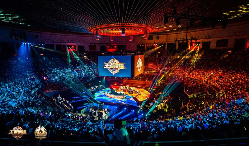 相比之下 相比之下