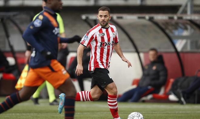 更是队伍凝 更是队伍凝