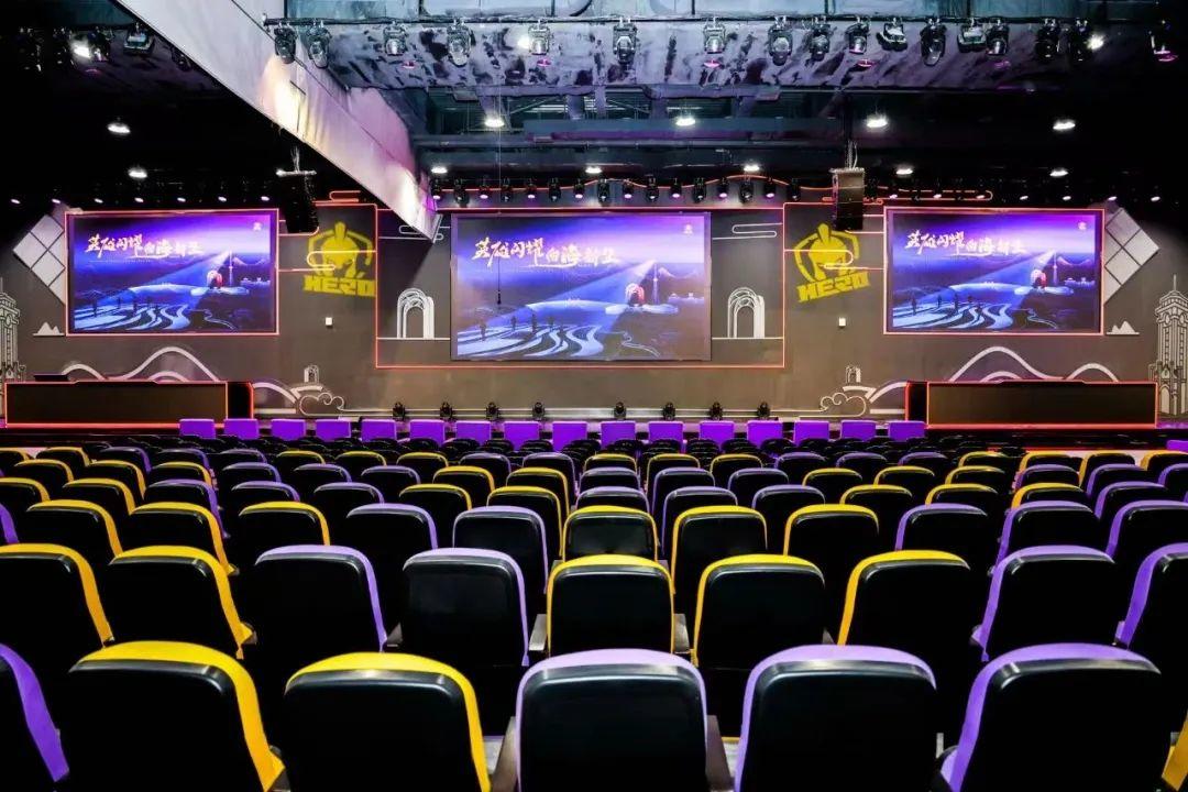 把阵容完成 把阵容完成